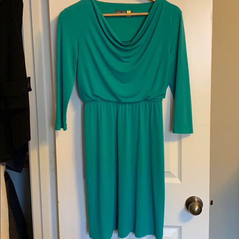 Donna Ricco green dress